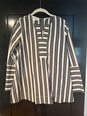 Sara Campbell Black and White Vertical Stripe Tunic Top